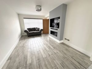 Lounge- click for photo gallery